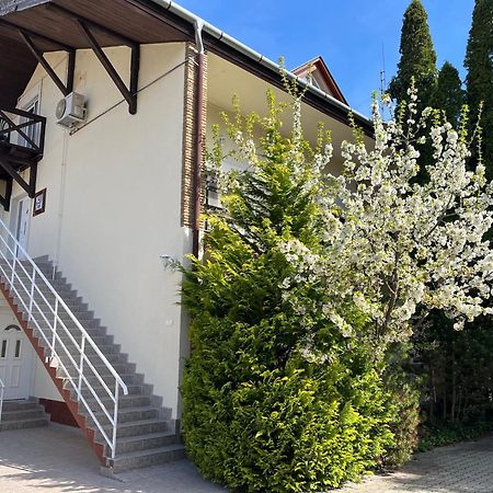 Jokai Apartmanhaz Hévíz Dış mekan fotoğraf